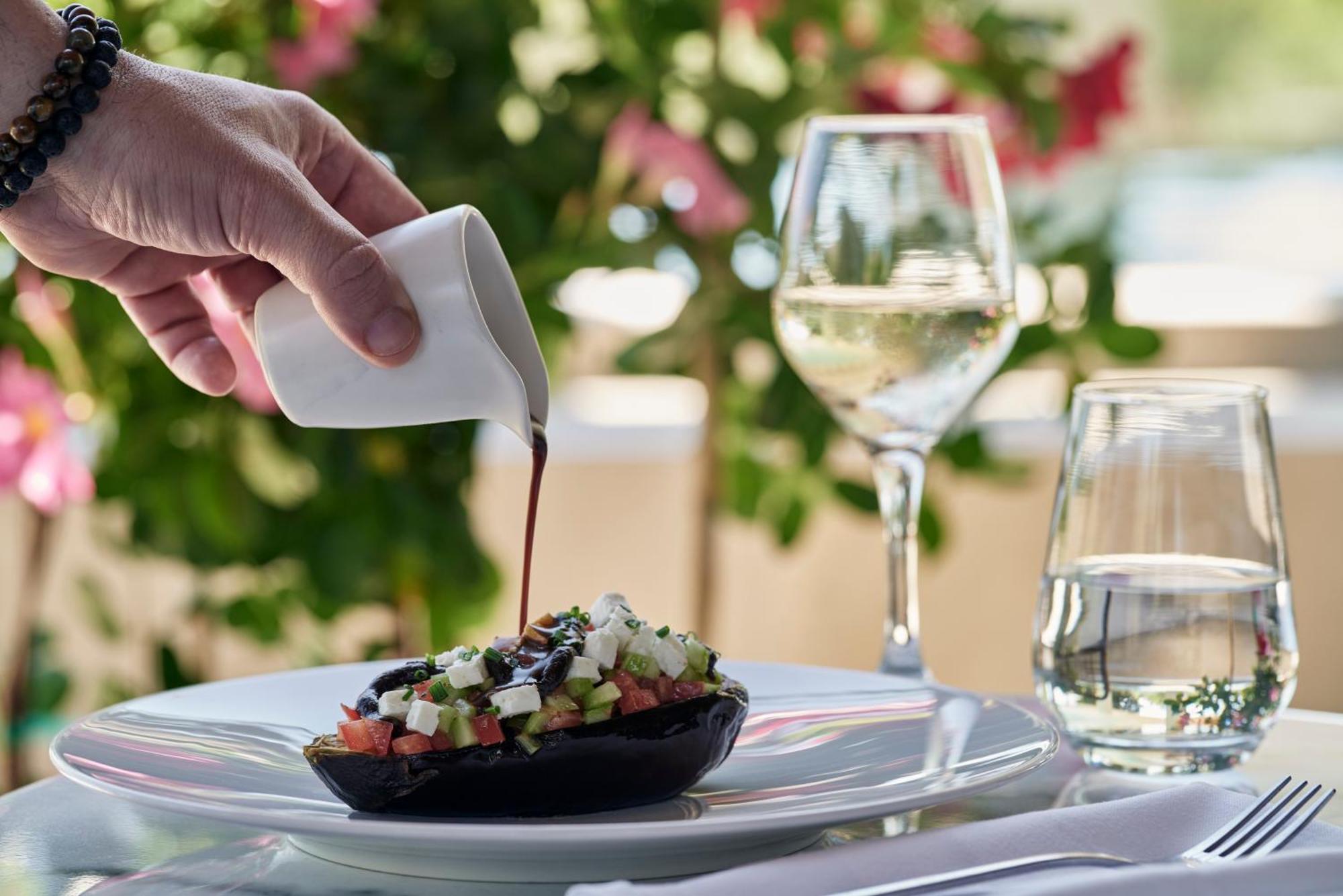 Celestial All Suites Afrato Eksteriør billede