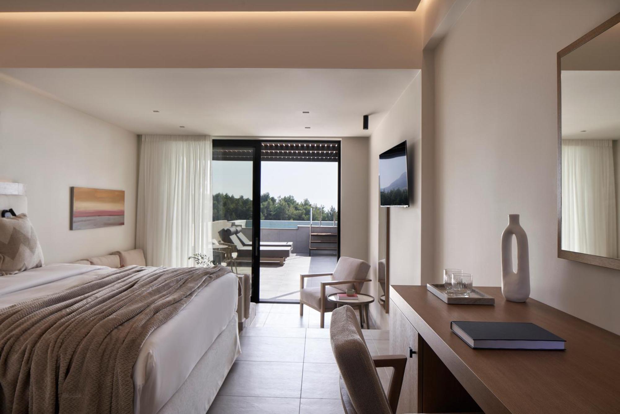 Celestial All Suites Afrato Værelse billede